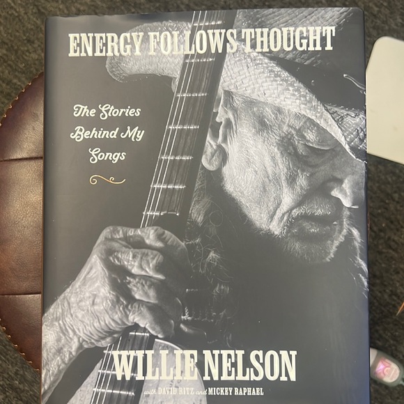 Energy Follows Thought: The Stories Behind My Songs -- Willie Nelson - Picture 1 of 3